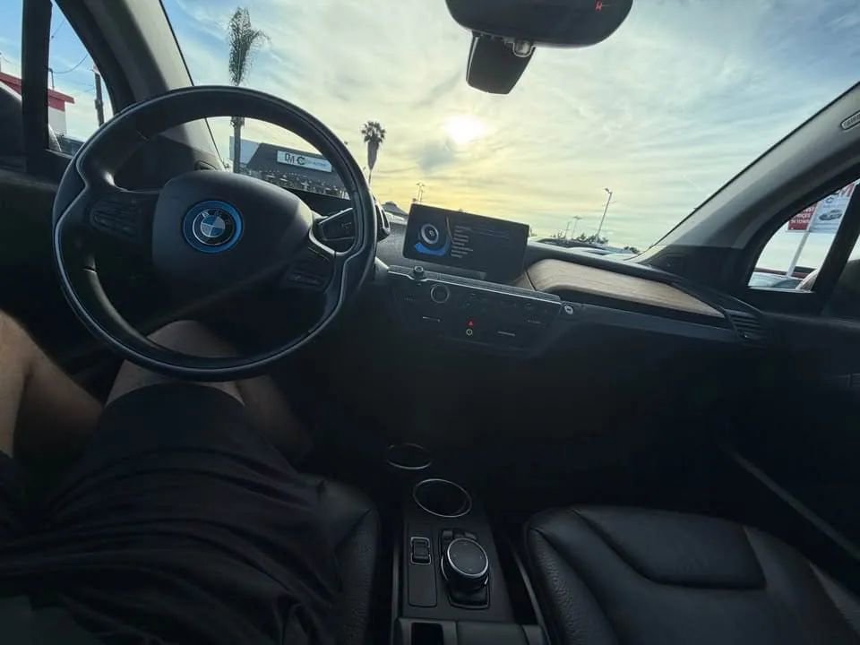 Used 2014 BMW i3 w/ Range Extender RWD image 6