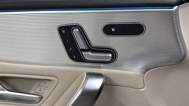 Used 2021 Mercedes-Benz CLA 250 image 15