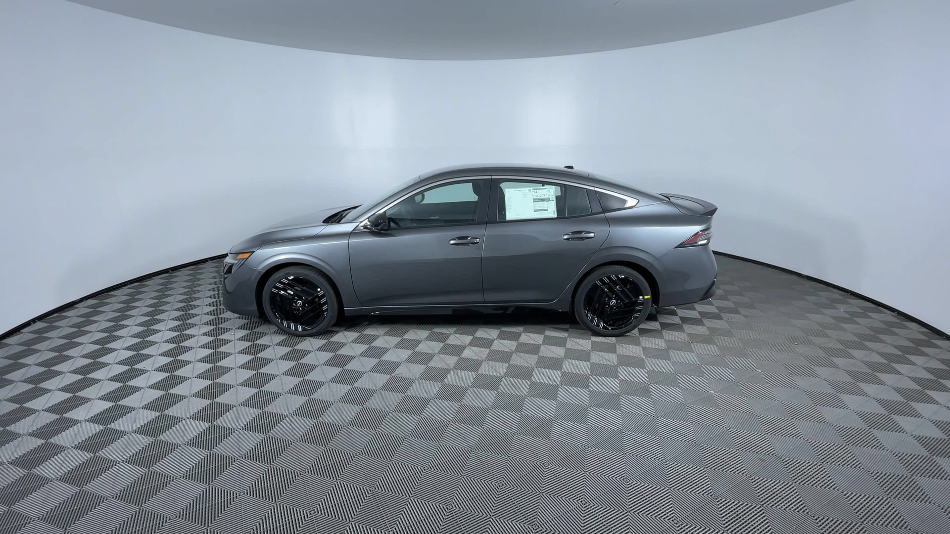 New 2027 Nissan Sentra SR w/ SR All Weather Package FWD image 5