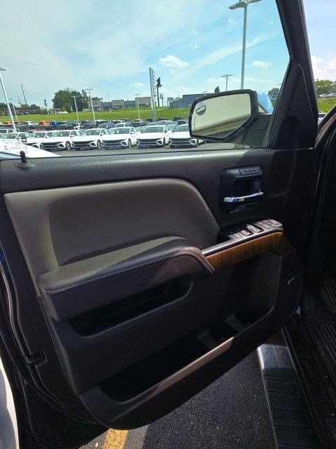 Used 2016 GMC Sierra 1500 SLT w/ SLT Premium Package AWD/4WD image 16