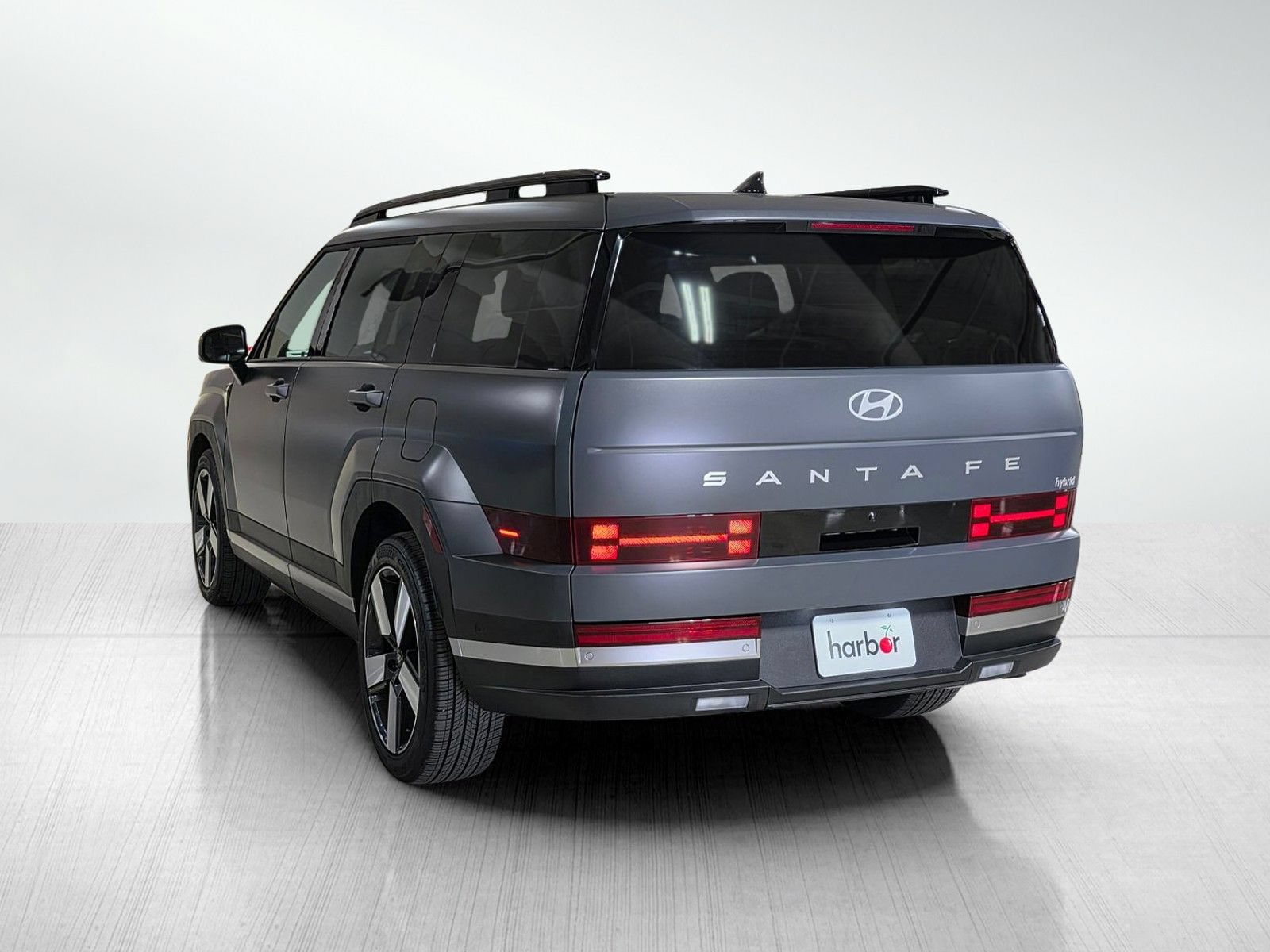 Certified 2025 Hyundai Santa Fe Limited FWD image 5