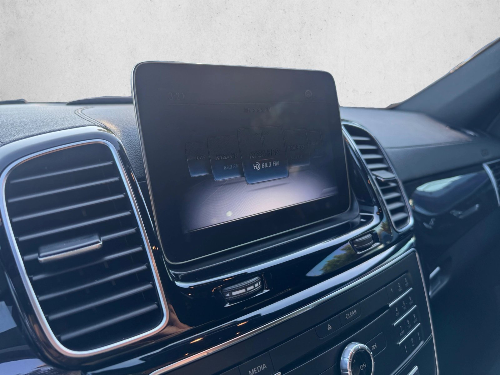 Used 2019 Mercedes-Benz GLS 450 4MATIC image 15