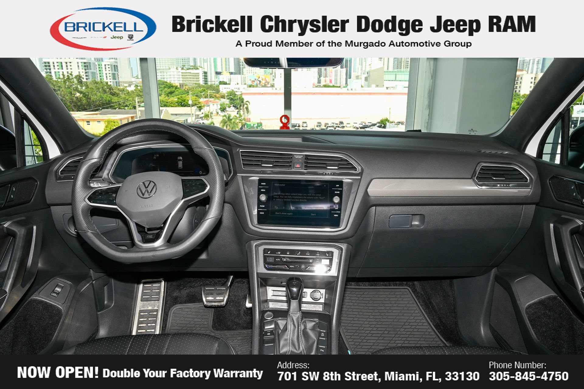 Used 2024 Volkswagen Tiguan SE R-Line FWD image 8