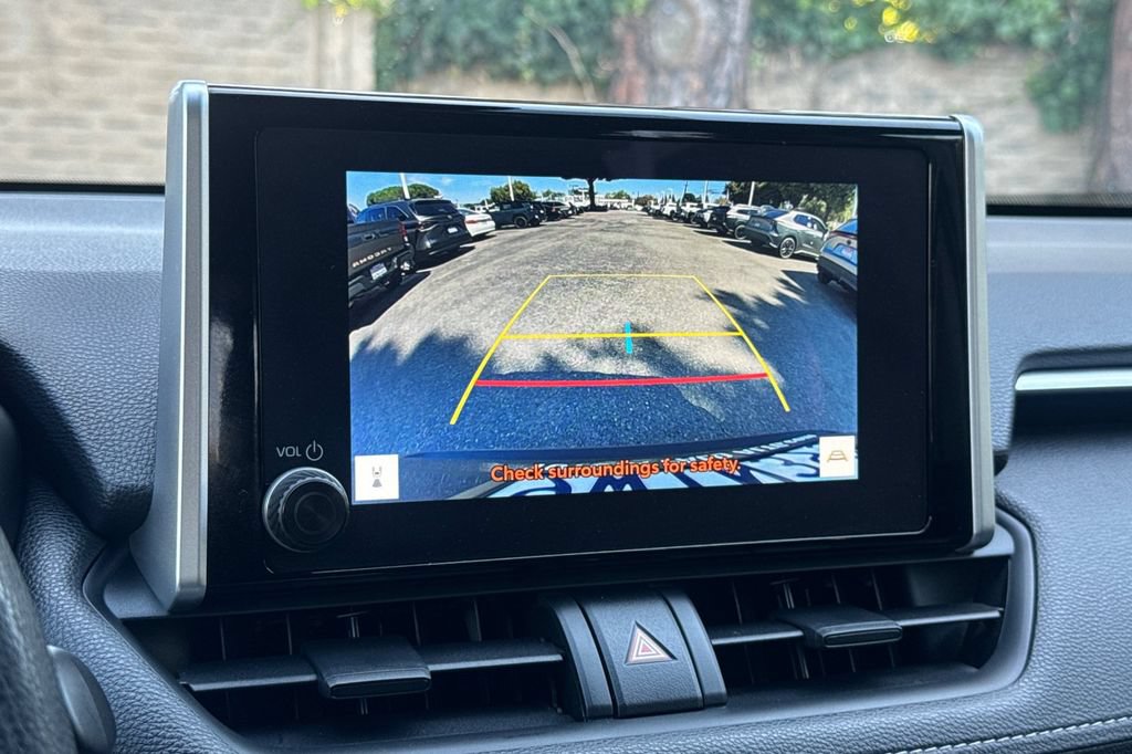 Certified 2025 Toyota RAV4 XLE AWD/4WD image 19