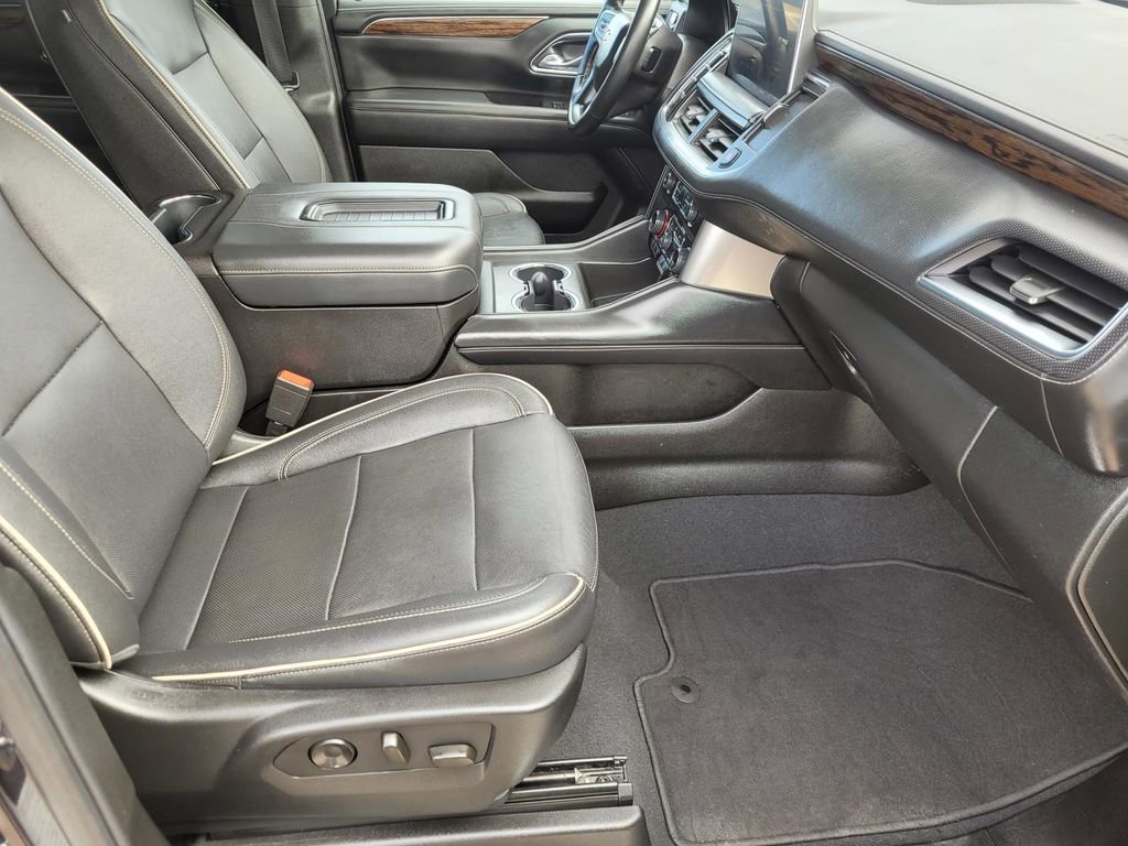 Certified 2023 Chevrolet Suburban Premier image 11