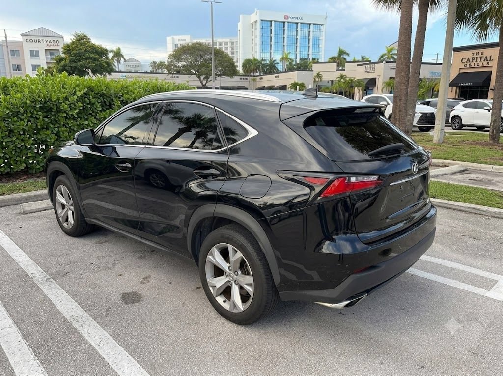 Used 2017 Lexus NX 200t FWD w/ Premium Package image 4