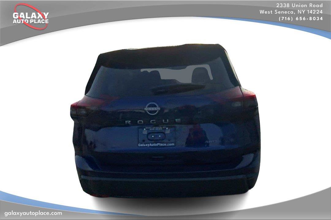 Used 2026 Nissan Rogue SV AWD/4WD image 6