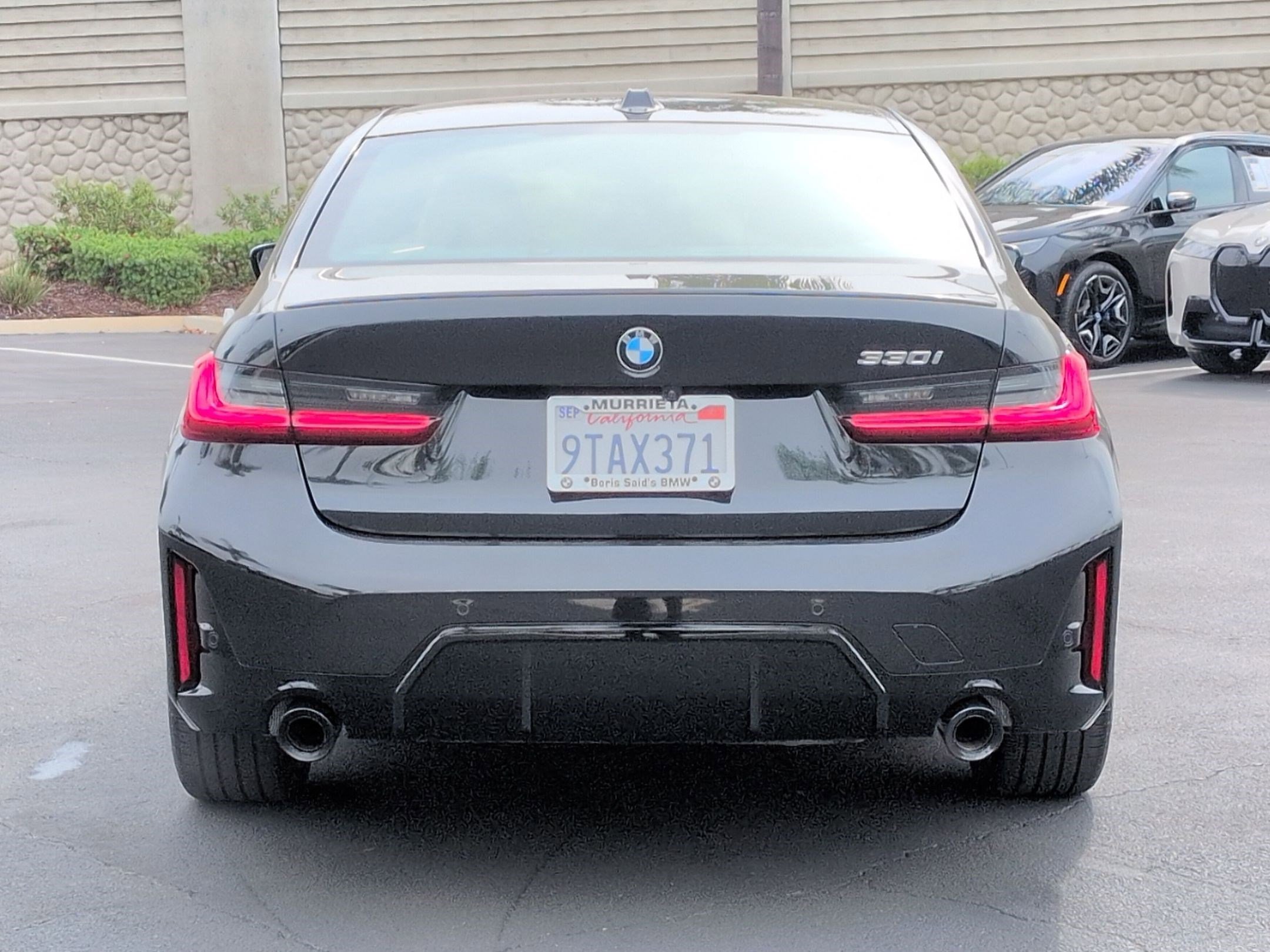 Used 2025 BMW 330i Sedan w/ M Sport Package RWD image 9
