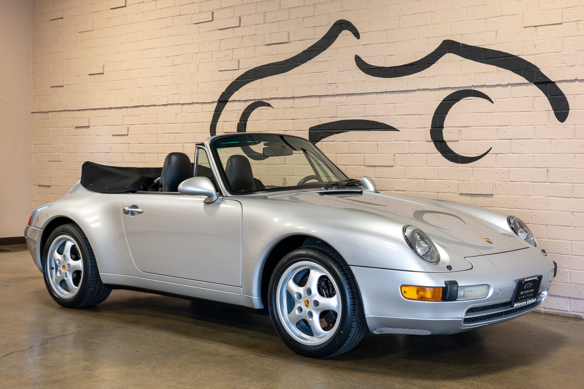 Used 1998 Porsche 911 Carrera RWD image 2
