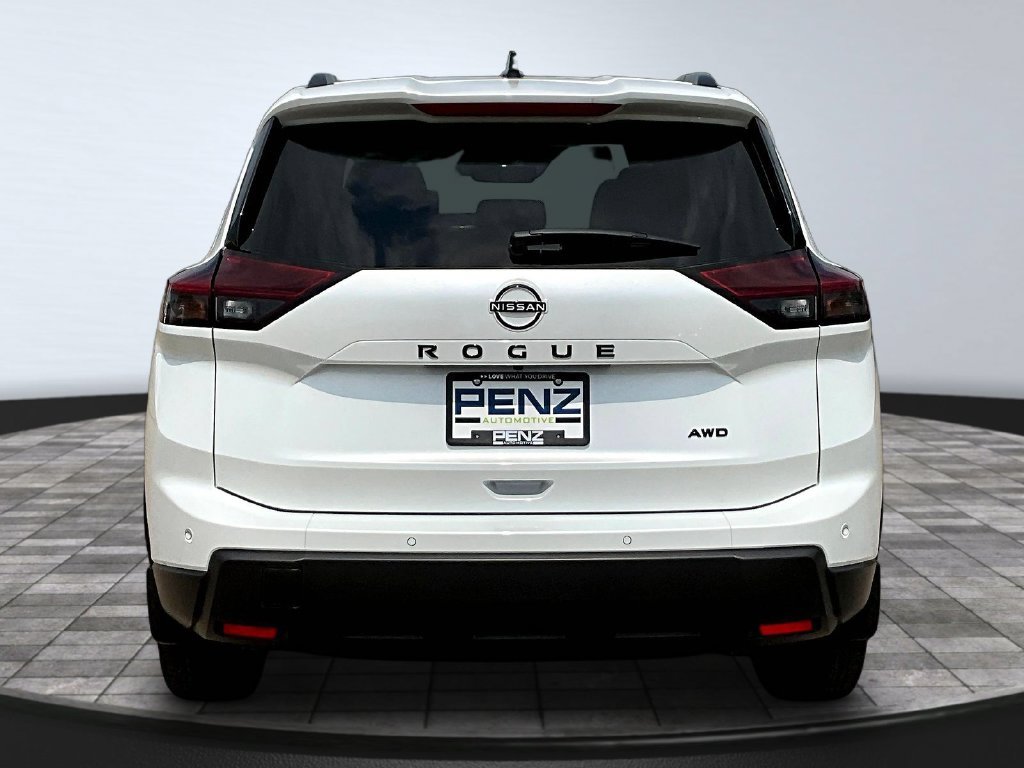 New 2026 Nissan Rogue Dark Armor AWD/4WD image 4