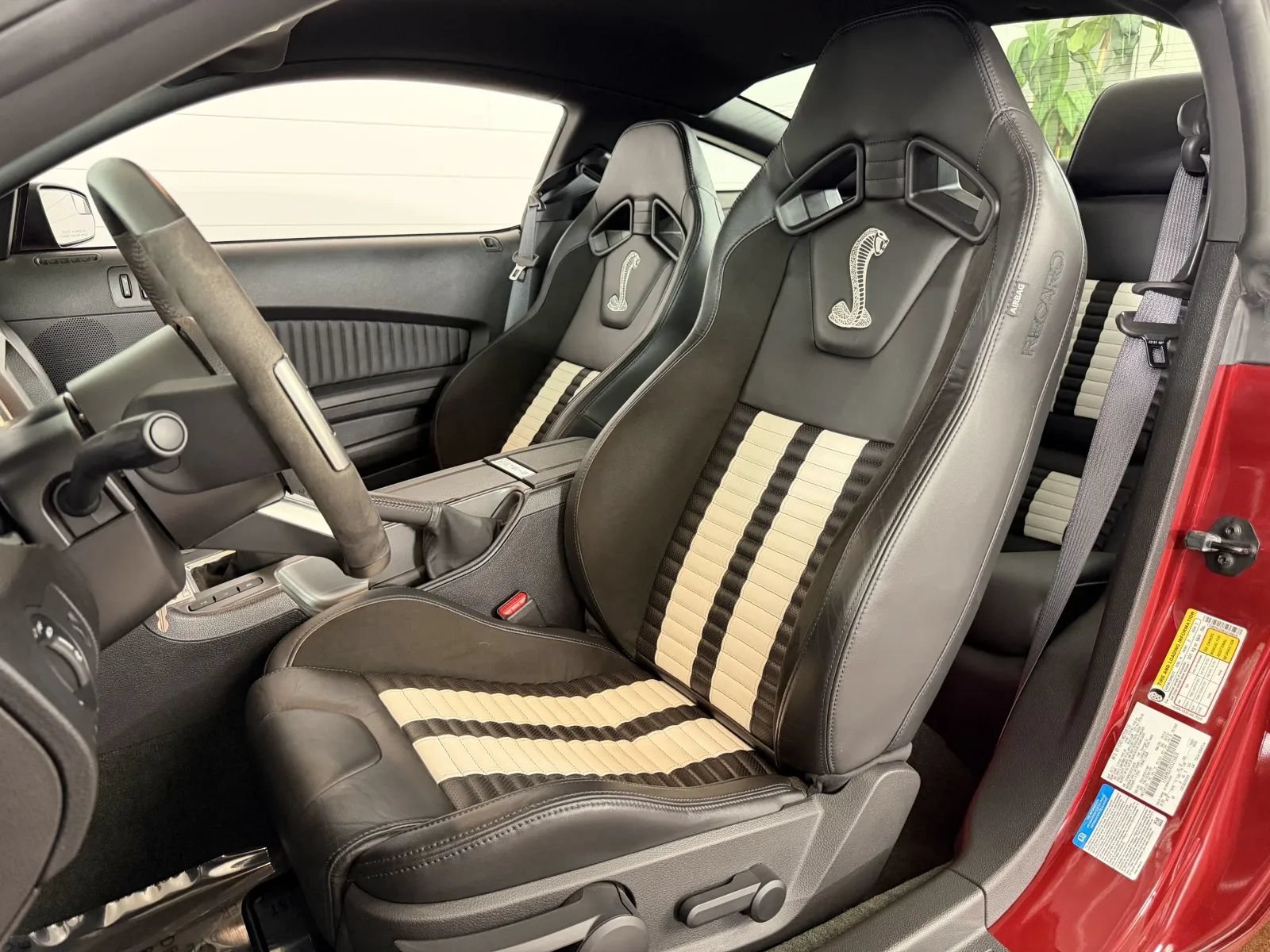 Used 2014 Ford Mustang Shelby GT500 w/ Equipment Group 821A RWD image 16