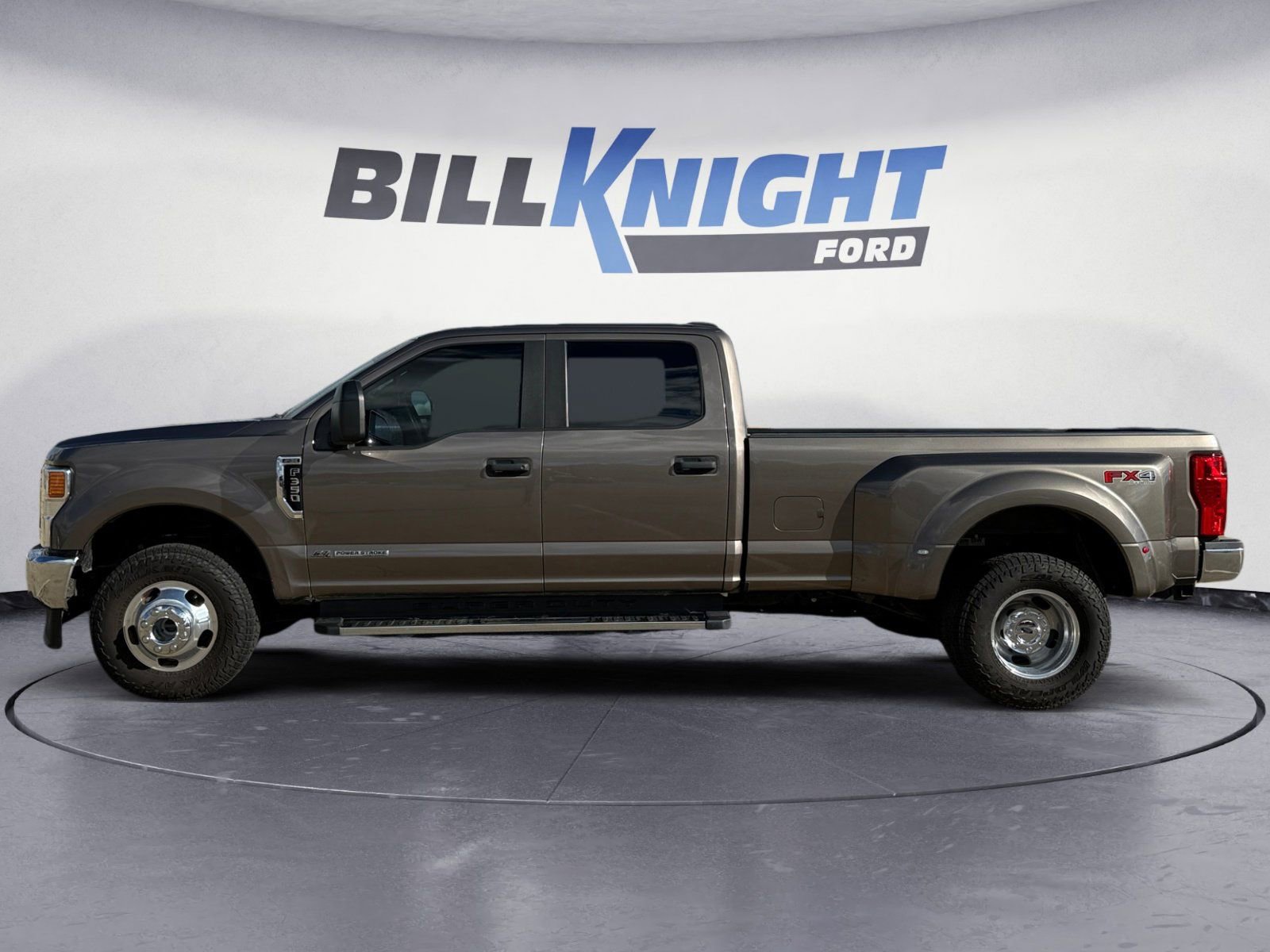 Used 2021 Ford F350 XL w/ STX Appearance Package image 2