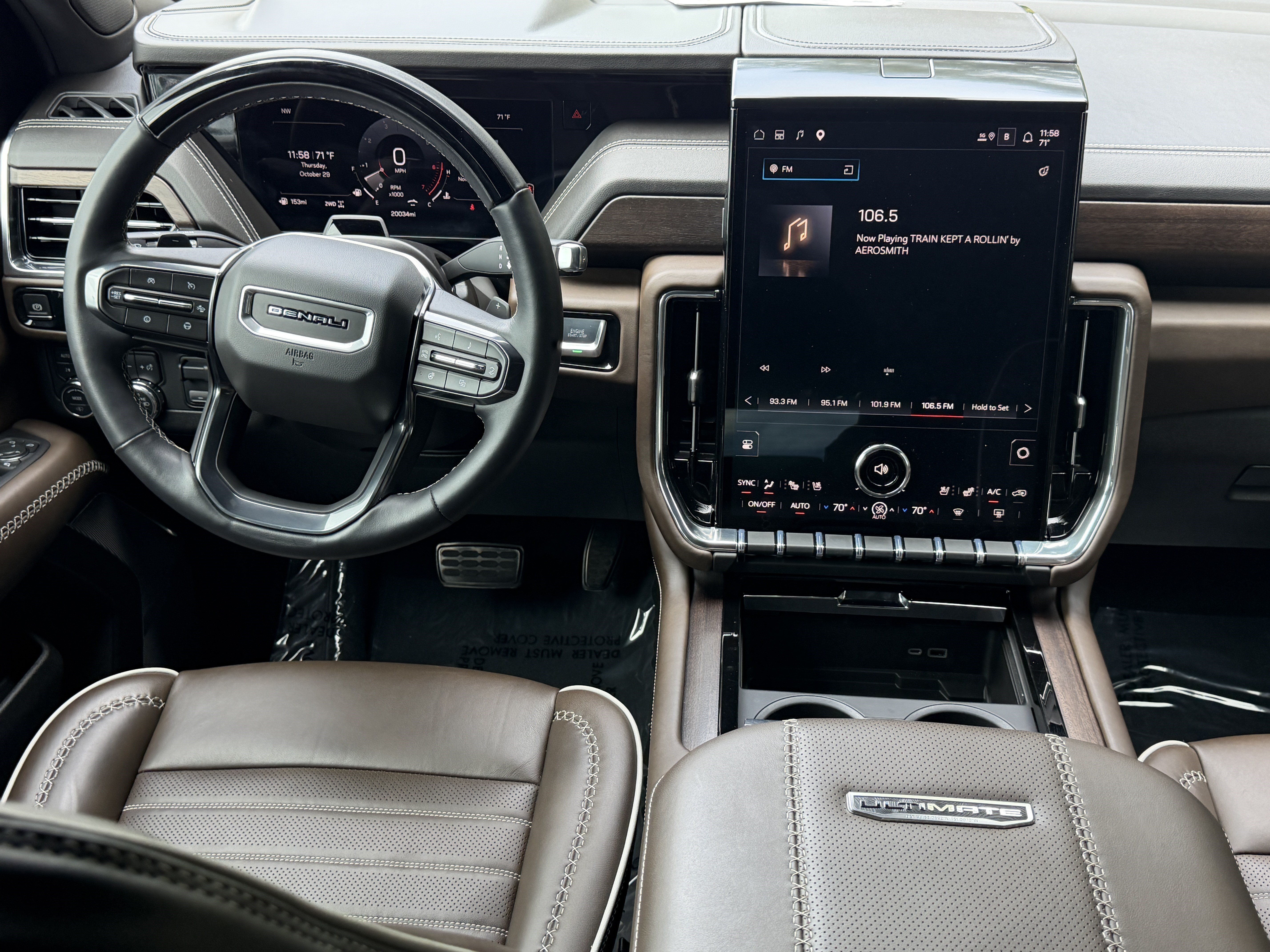 Used 2025 GMC Yukon Denali Ultimate AWD/4WD image 26