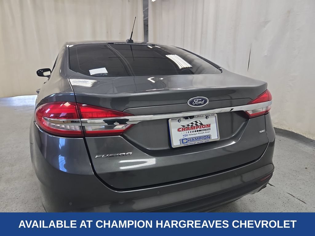 Used 2017 Ford Fusion SE w/ Fusion SE Technology Package FWD image 40