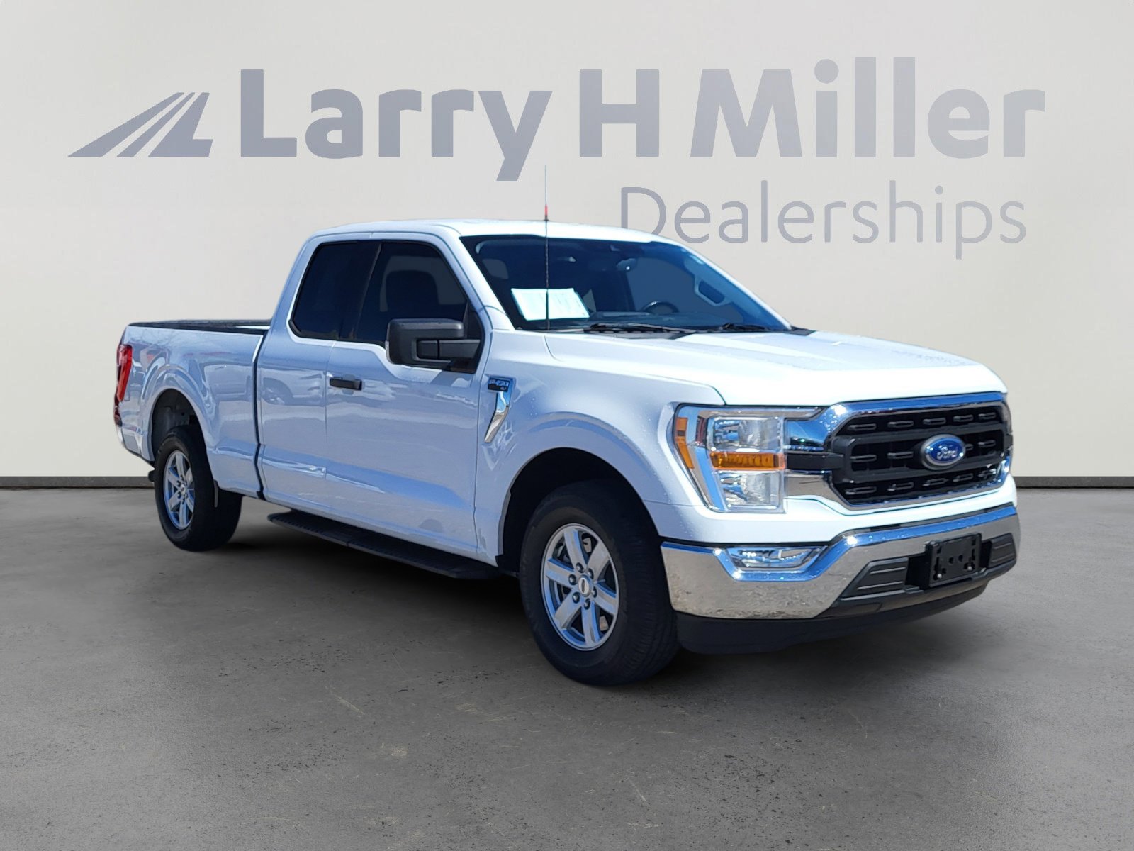 Used 2021 Ford F150 XLT w/ Equipment Group 301A Mid image 7