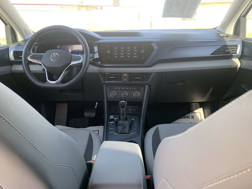 Used 2022 Volkswagen Taos SE image 18
