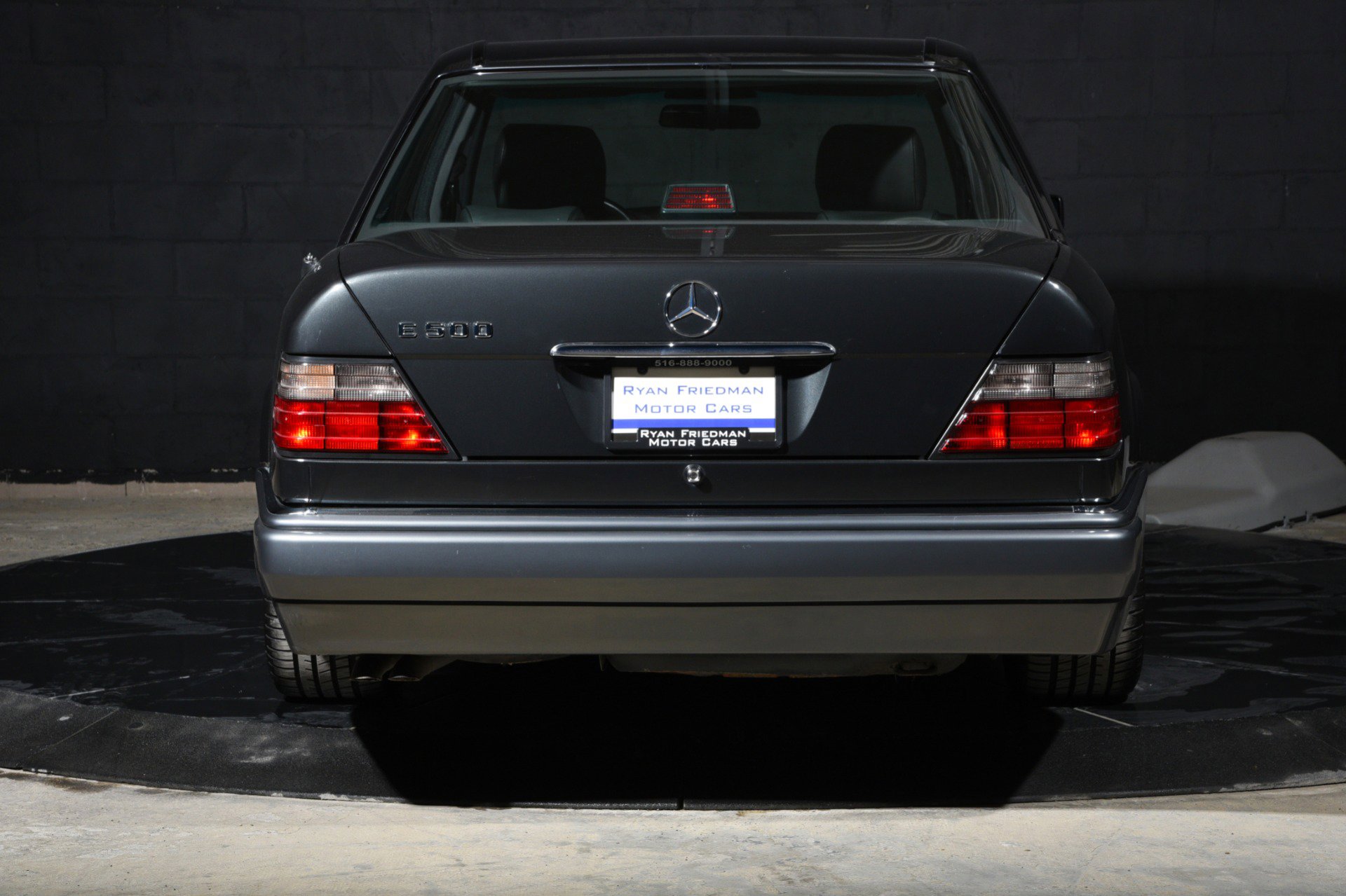 Used 1994 Mercedes-Benz E 500 Sedan image 12