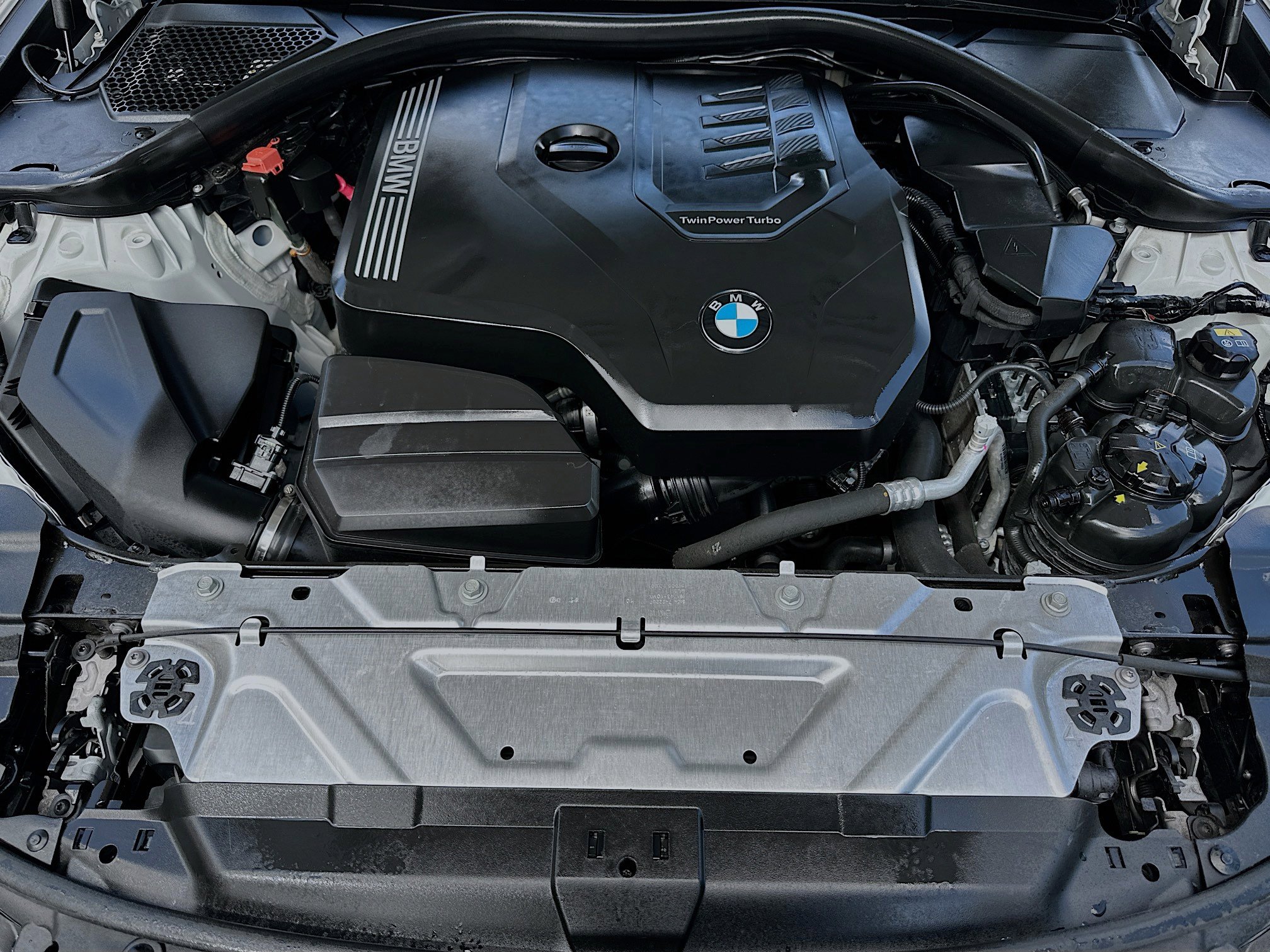 Used 2019 BMW 330i Sedan w/ Driving Assistance Package image 31