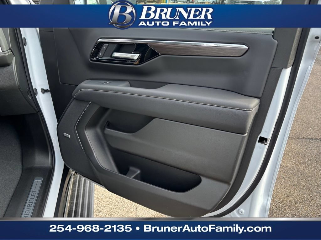 New 2026 Chevrolet Tahoe Premier AWD/4WD image 15