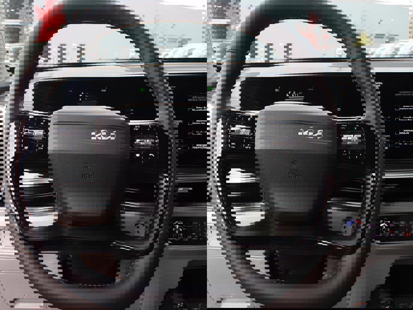 New 2026 Kia Sorento S w/ S Panoramic Sunroof Package image 15