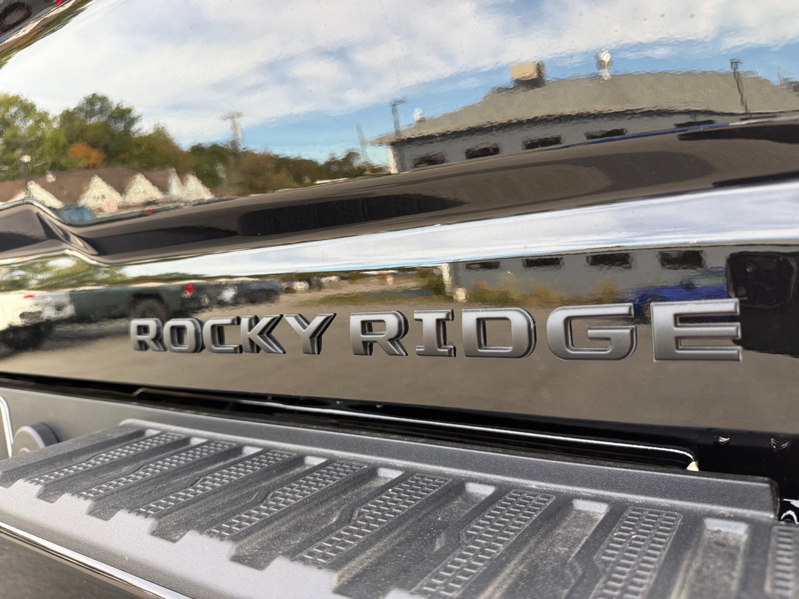 New 2025 Chevrolet Silverado 2500 LT w/ Trail Boss Package image 17