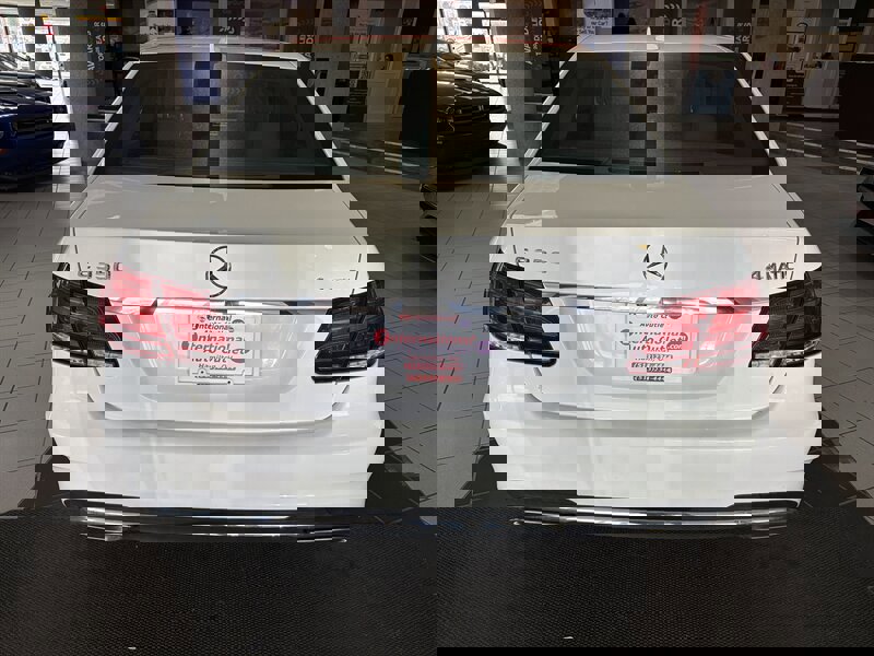 Used 2014 Mercedes-Benz E 350 4MATIC Sedan image 7