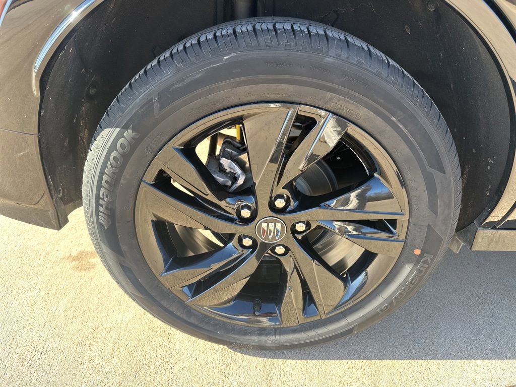 Certified 2024 Buick Encore GX Sport Touring image 40