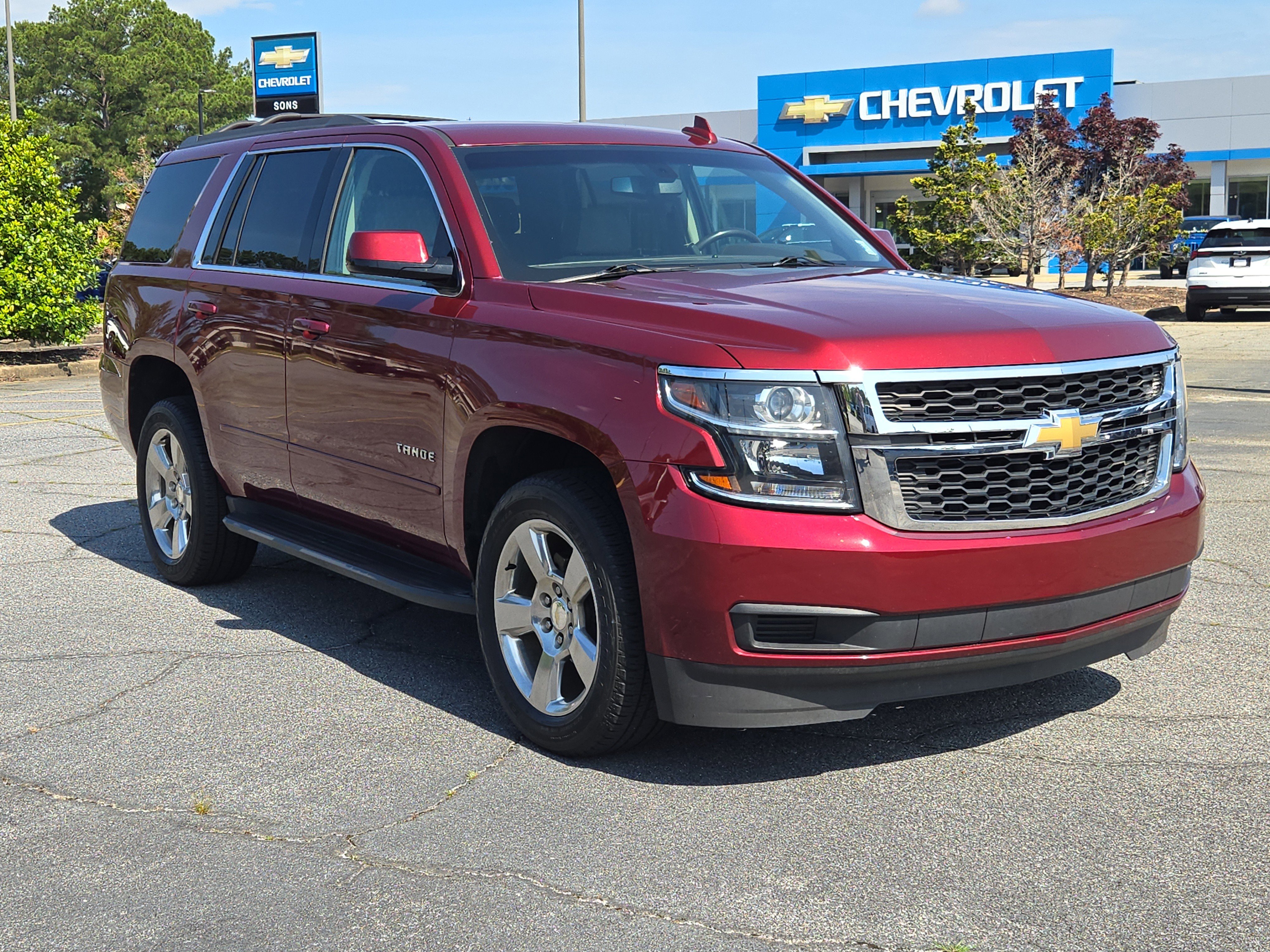 Used 2017 Chevrolet Tahoe LS w/ All-Season Package RWD image 4
