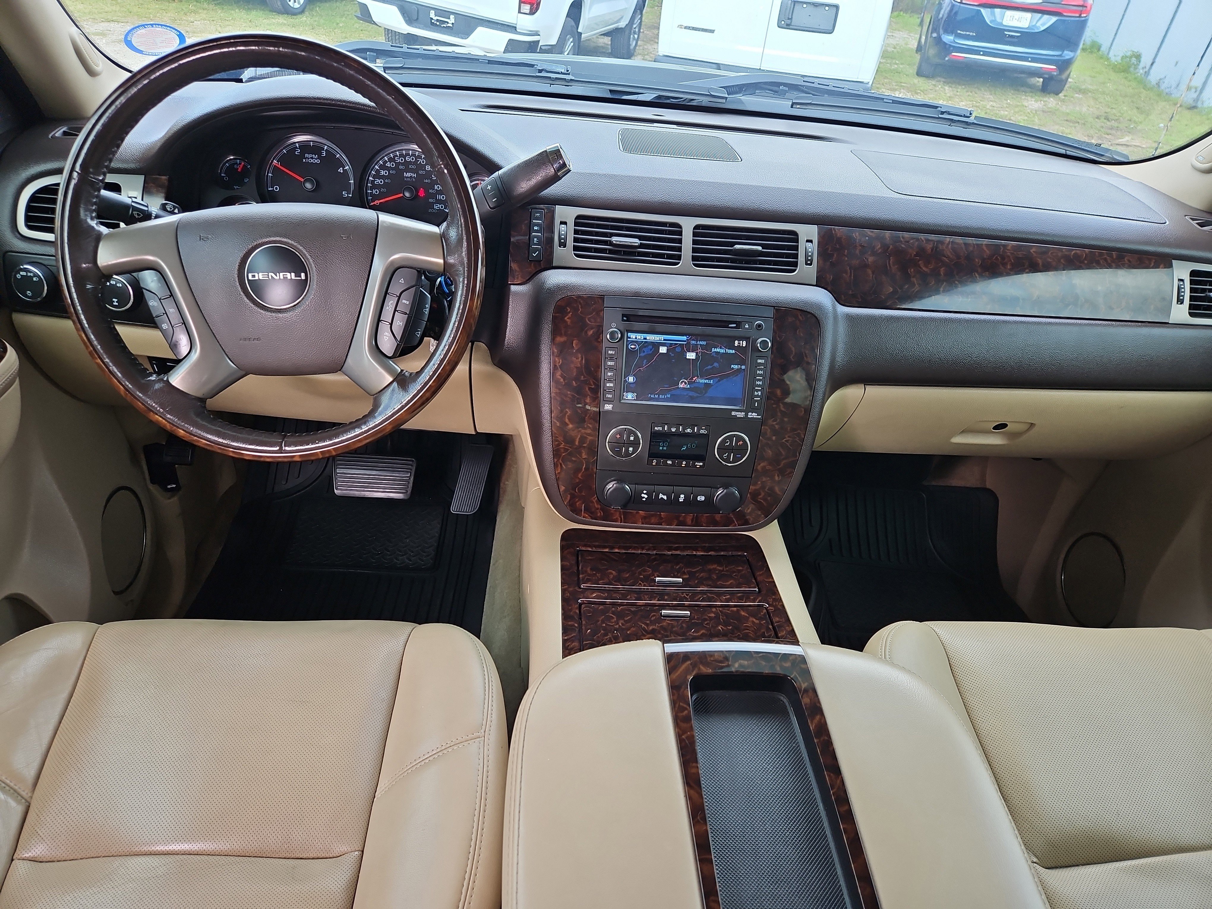 Used 2014 GMC Sierra 2500 Denali image 7