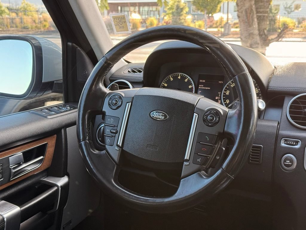 Used 2016 Land Rover LR4 HSE AWD/4WD image 20