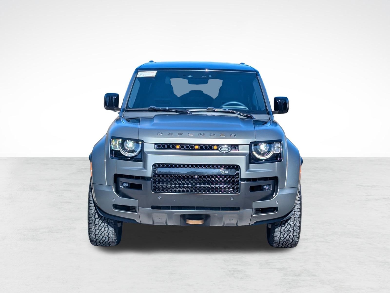 Certified 2025 Land Rover Defender 110 AWD/4WD image 6