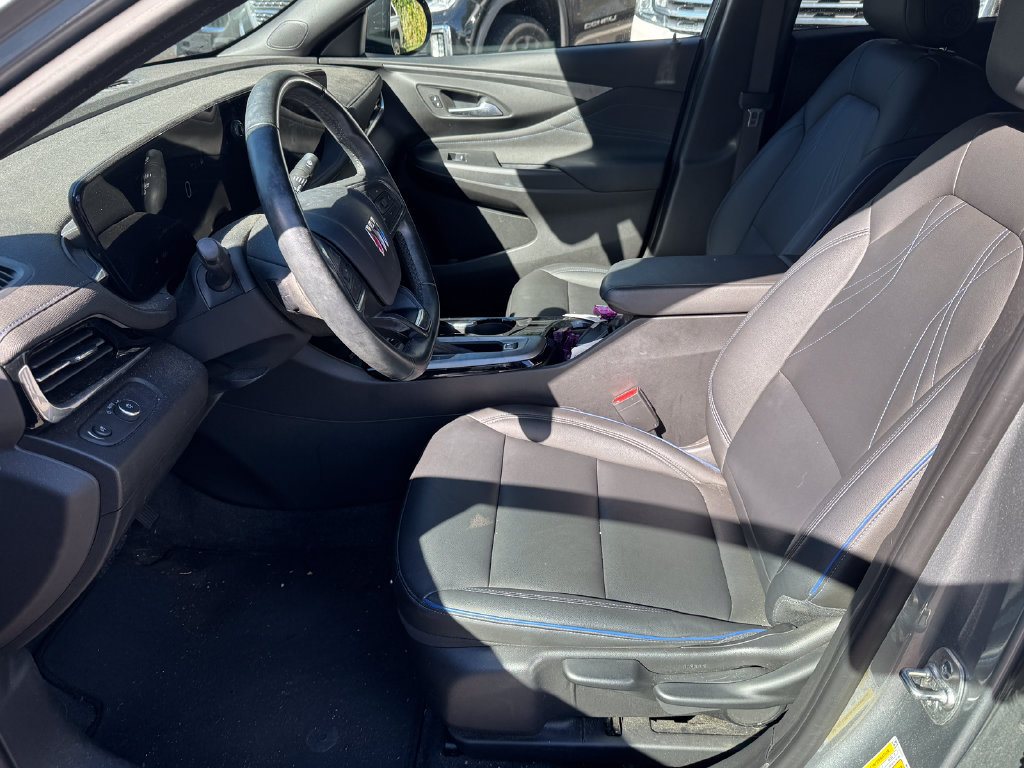Used 2024 Buick Envista Sport Touring w/ Convenience II Package FWD image 20