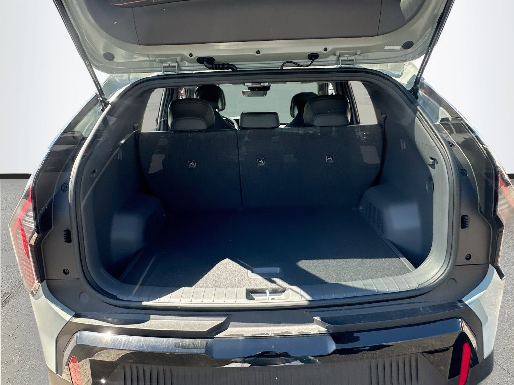 New 2027 Kia EV3 Wind FWD image 25