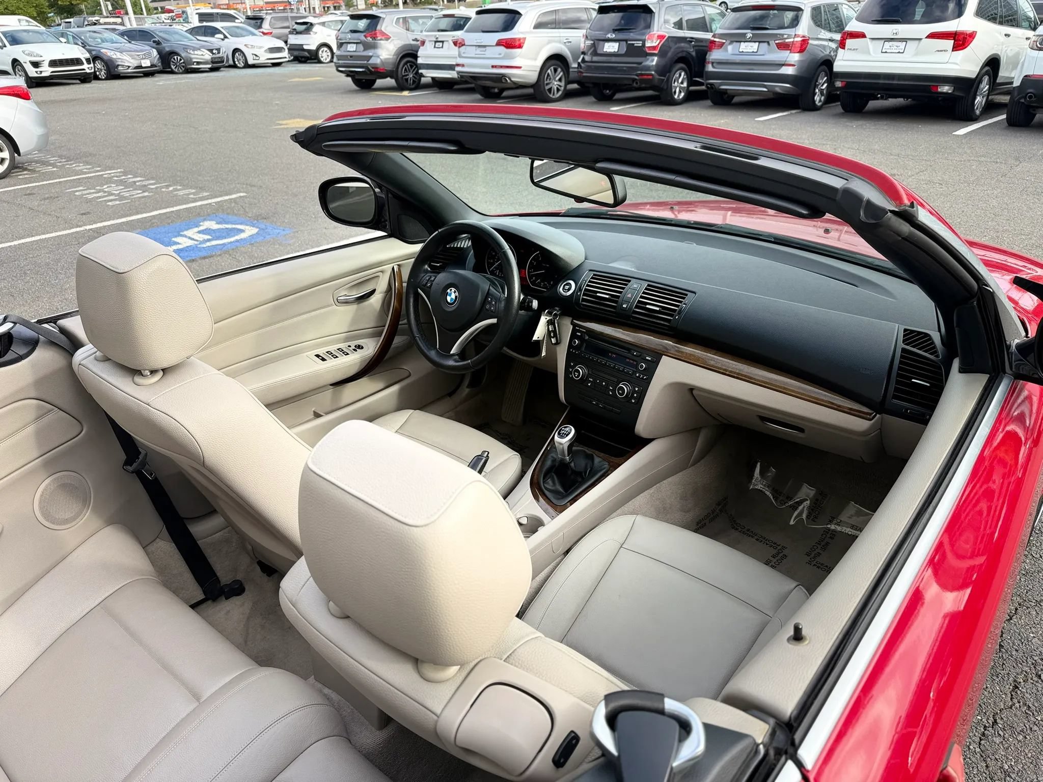 Used 2011 BMW 135i Convertible RWD image 47