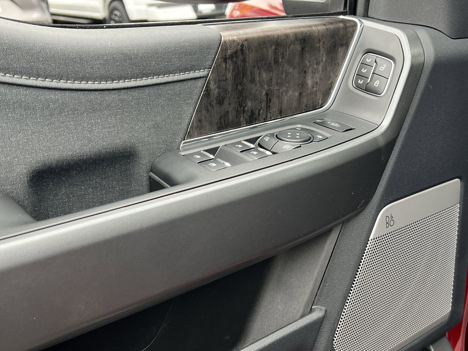 New 2026 Ford F350 Lariat w/ Lariat Premium Package image 15