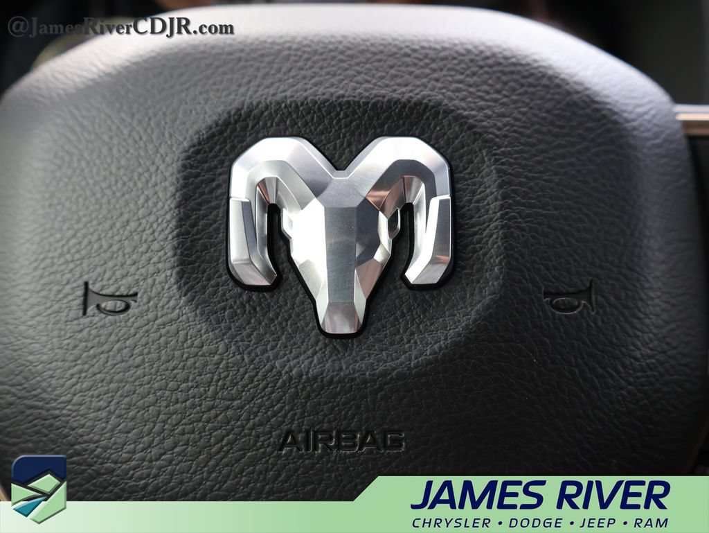 Used 2022 RAM 1500 Limited w/ Body Color Bumper Group AWD/4WD image 27