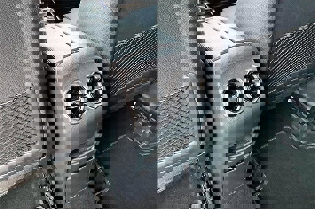 Used 2025 Mercedes-Benz GLB 250 250 image 13