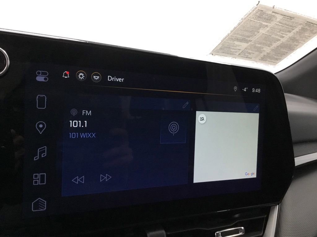 Used 2025 Chevrolet Equinox LT image 18