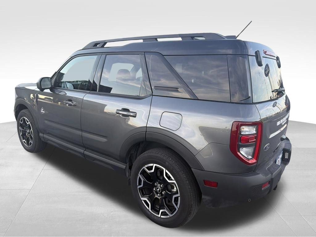 Used 2025 Ford Bronco Sport Outer Banks w/ Outer Banks Tech Package+ AWD/4WD image 32