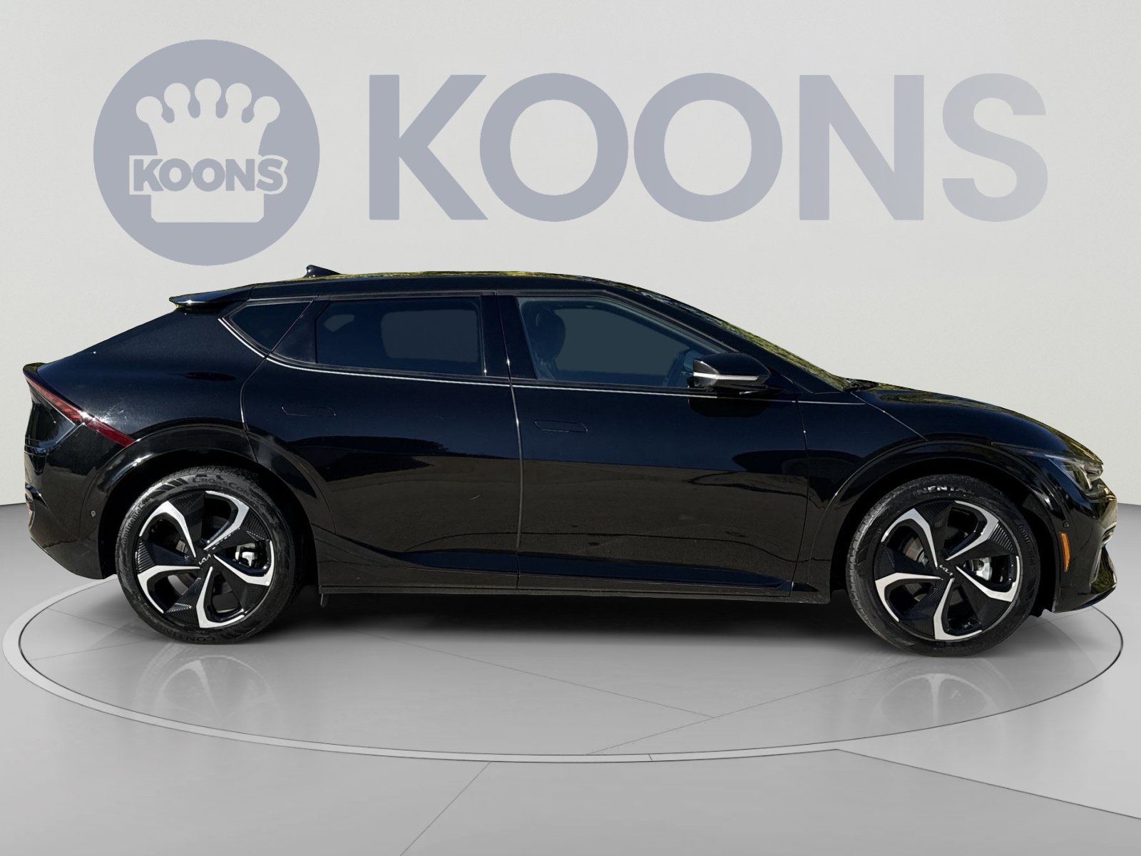 Used 2023 Kia EV6 GT-Line w/ GT-Line Suede Seat Package AWD/4WD image 8