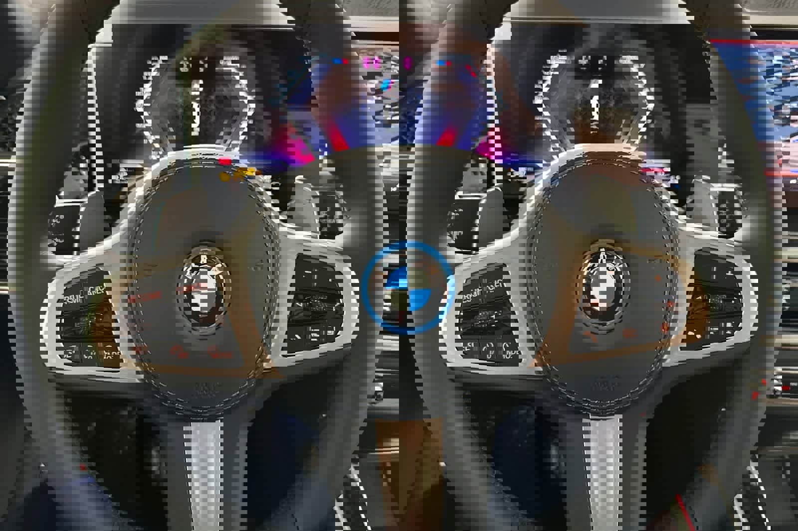 New 2026 BMW X5 xDrive50e w/ Executive Package image 24