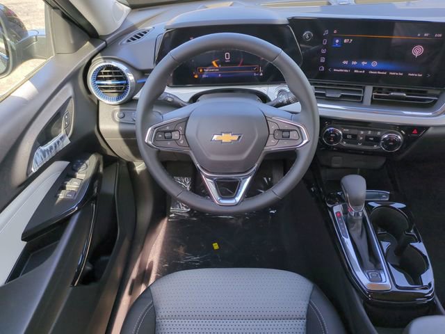 New 2026 Chevrolet Trax LT w/ Driver Confidence Package FWD image 15