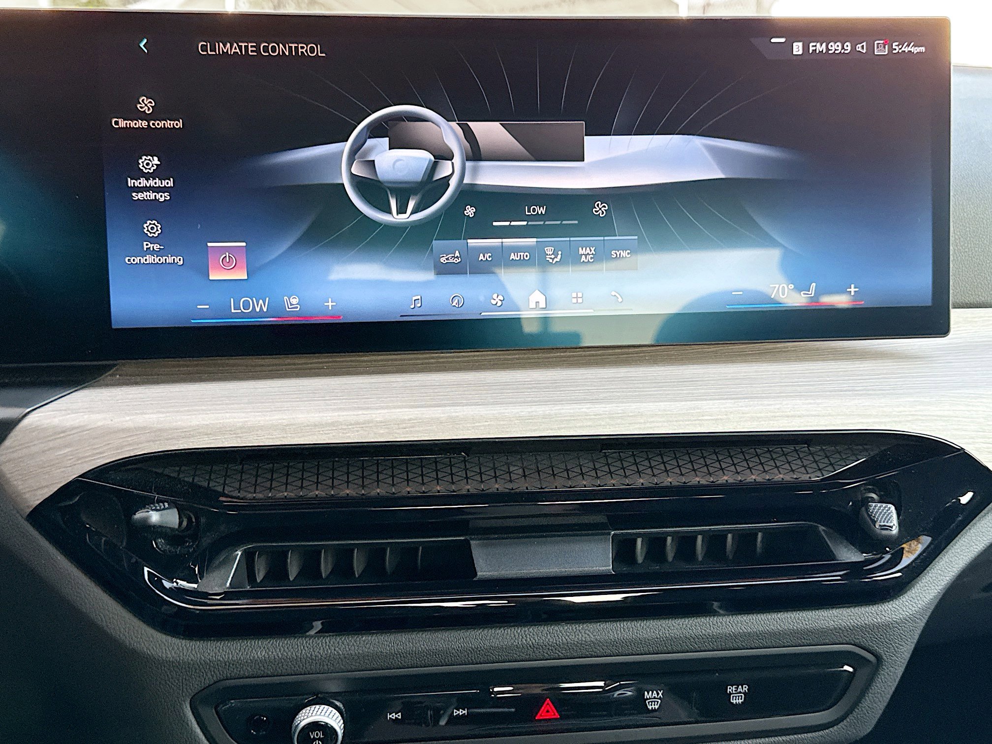 Used 2025 BMW 330i Sedan image 35