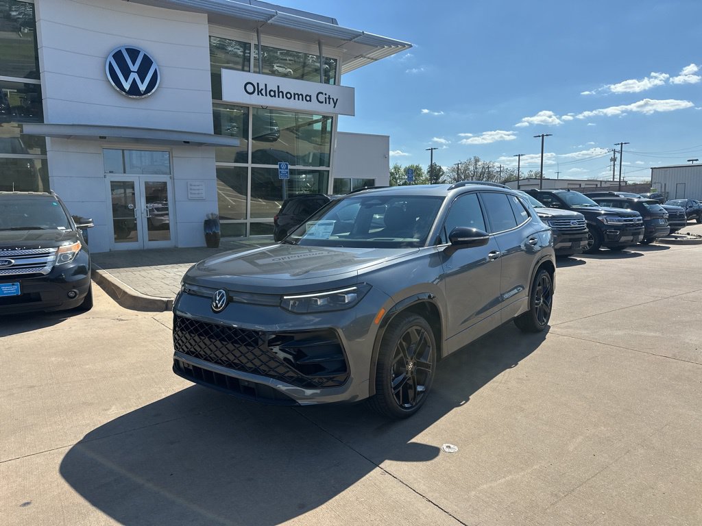 New 2026 Volkswagen Tiguan SE R-Line