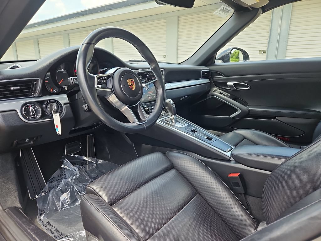 Certified 2017 Porsche 911 Carrera 4S AWD/4WD image 4
