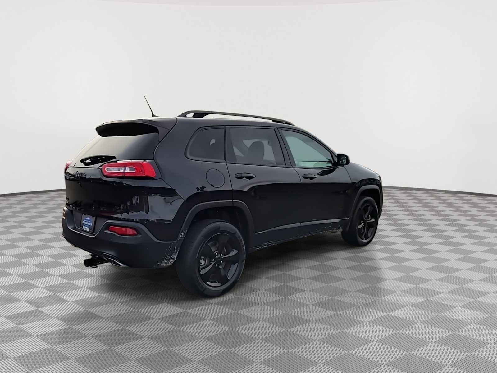 Used 2016 Jeep Cherokee Latitude image 8