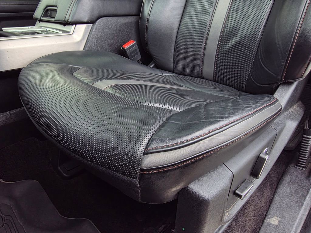 Used 2018 Ford F150 Platinum w/ Equipment Group 701A Luxury AWD/4WD image 22