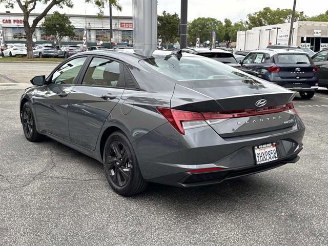 Used 2023 Hyundai Elantra Blue FWD image 6