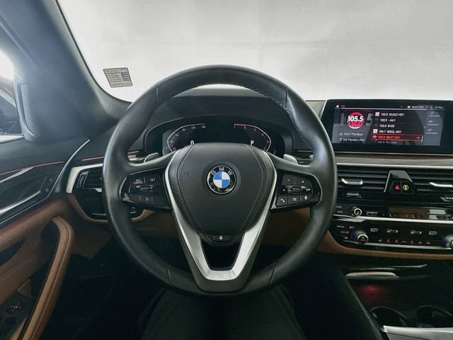 Used 2020 BMW 530i xDrive w/ Premium Package AWD/4WD image 11