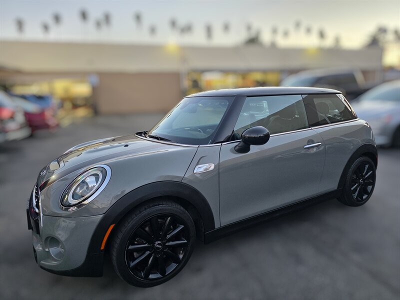 Used 2019 MINI Cooper S FWD image 11